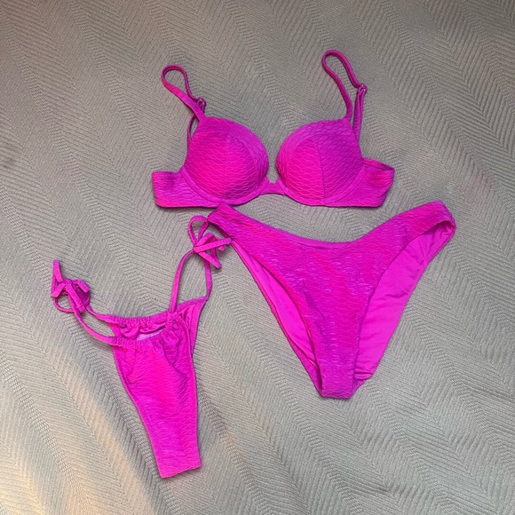 Victoria's Secret Other - VS 3 piece bikini 34a top medium bottom